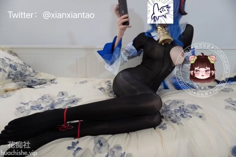 仙仙桃 极品萝莉福利姬细腿肤白美乳合集预览图01