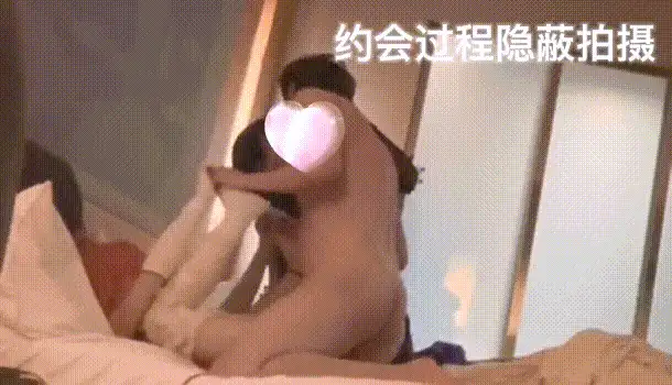 一次双飞两个清纯小母狗是什么体验？预览图07