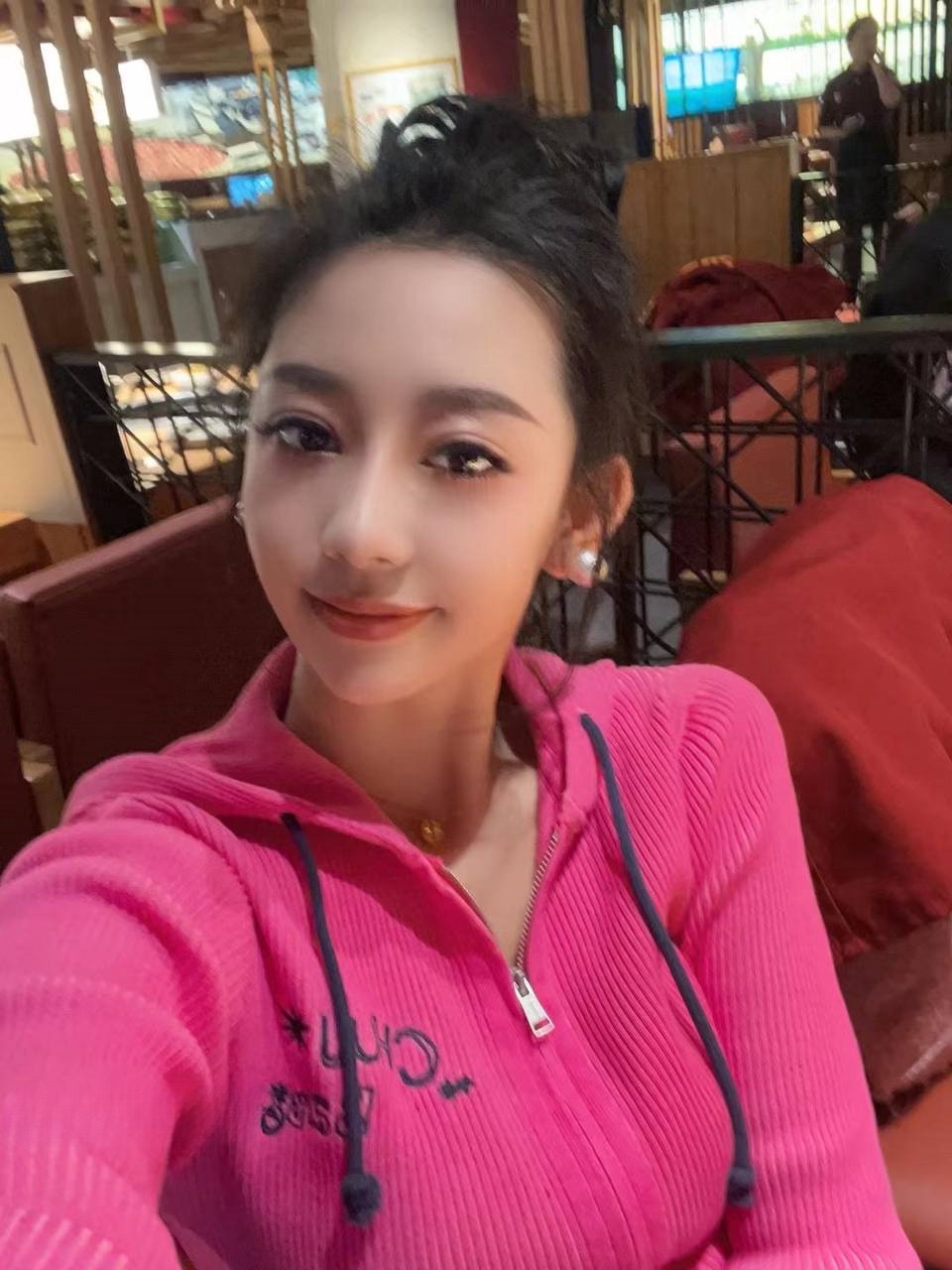Xzls52911 极品骚御姐高颜值女神预览图01