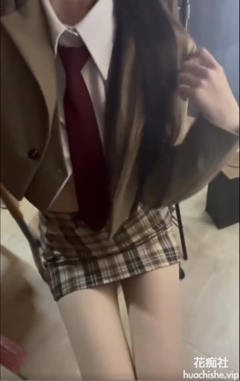 推特淫妻大神【一色初放】合集预览图07