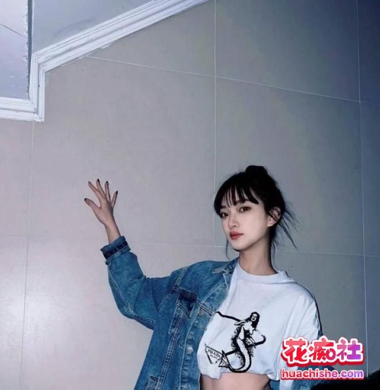 陈翔六点半女演员 王研 被金主曝光大量不雅视频预览图04