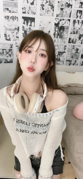 抖音反差女神【宥子oct9】最新定制道具自慰 穷人女神富人的母狗 661P+243V+1.87G [单体合集预览图23