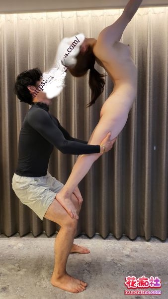 Onlyfans韩国极品反差小姐姐【jay2s】各种调教露出 合集预览图16