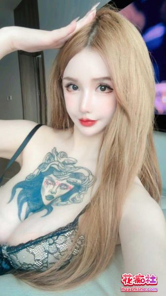 百万粉丝外围名媛 周丽珊 线下多人运动预览图04