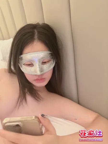 极品淫妻博主DragonLLLLLL 高颜值女神3P换妻预览图08