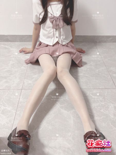 福利姬美女 惜惜小仙女 贫乳萝莉丝袜自慰合集预览图11