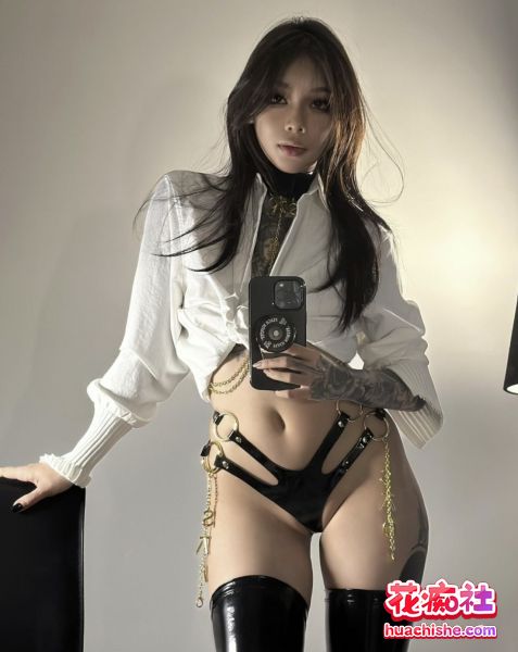 超高人气女神 黄梦雪0921hmx 完美身材独家私拍预览图17