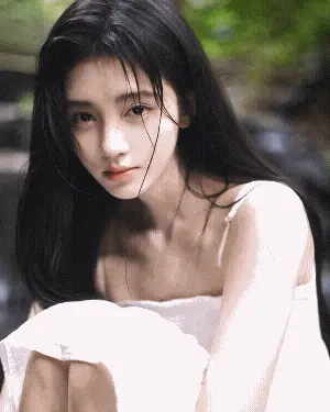 AI精选 扯头发痛苦面具脱衣 图生视频预览图01