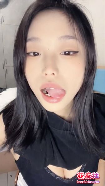 36D高颜值精神小妹 垂死匕首 被纹身小伙疯狂凿逼预览图03