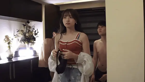 AI斋藤飞鸟-极品换脸娇嫩美眉惨遭多人乱射预览图01
