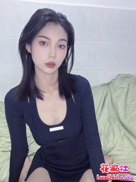 泄密流出❤️网络招聘模特套路裸体展示+洗澡预览图06