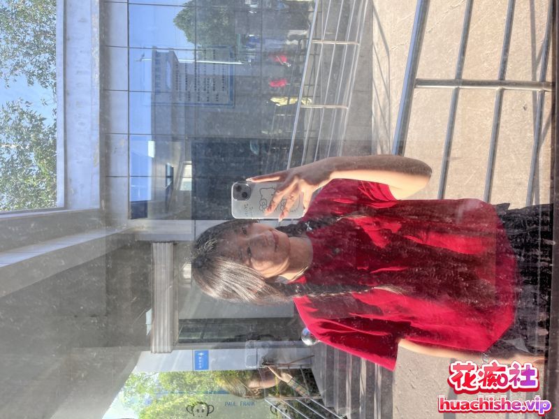 泄密流出❤️学院派美女孙奕彤与金主爸爸自拍预览图06