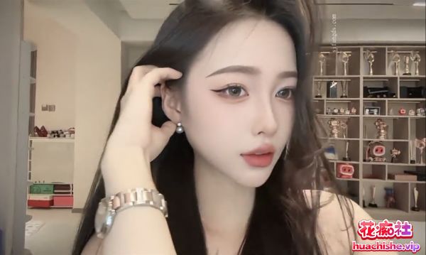 快手140W粉丝大主播【Y姐】揉奶骚舞福利预览图09