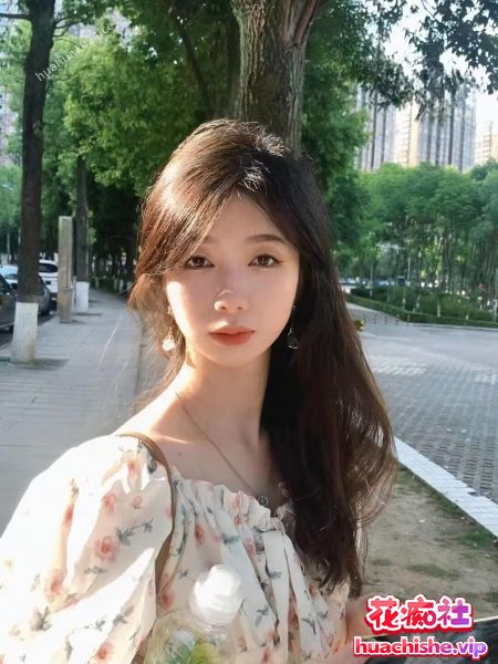 极品气质美女刘雯与男友性爱泄密预览图01
