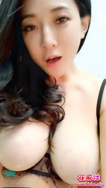 台湾爆乳美女 想入霏霏 自拍露点写真预览图08