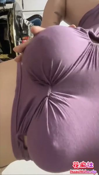 四川极品小少妇 榴莲 纯天然大奶子完美露脸预览图02