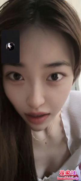 泄密 校花级美女与男友视频预览图02