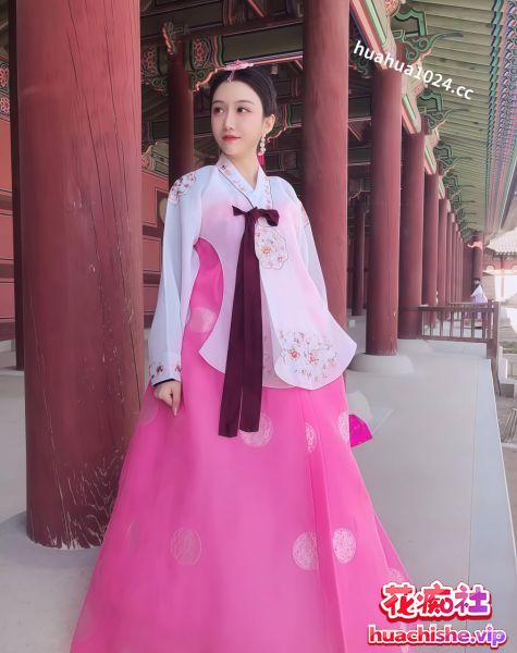 原档泄密 某经贸学院lixueya高冷女神 美艳御姐预览图03