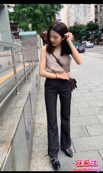 泄密 美女同事能成为销冠的秘诀被曝光预览图03