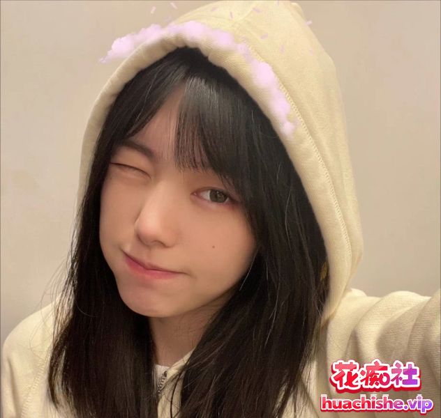 调教南京女大学妹 看起来挺文静床上骚预览图08