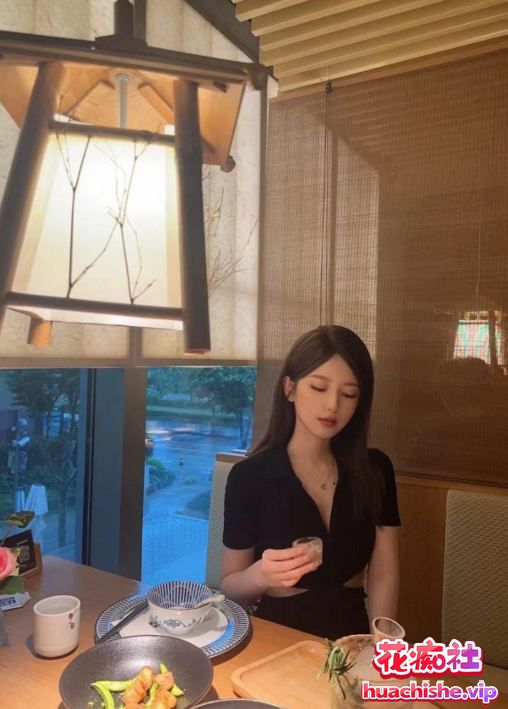 成都美人主播 高洁 被金主包养预览图08