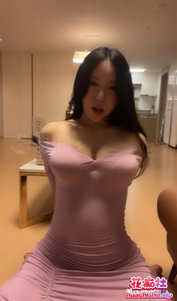 韩国BJ主播Kimjeewoo529 大尺度骚舞阿黑颜预览图01