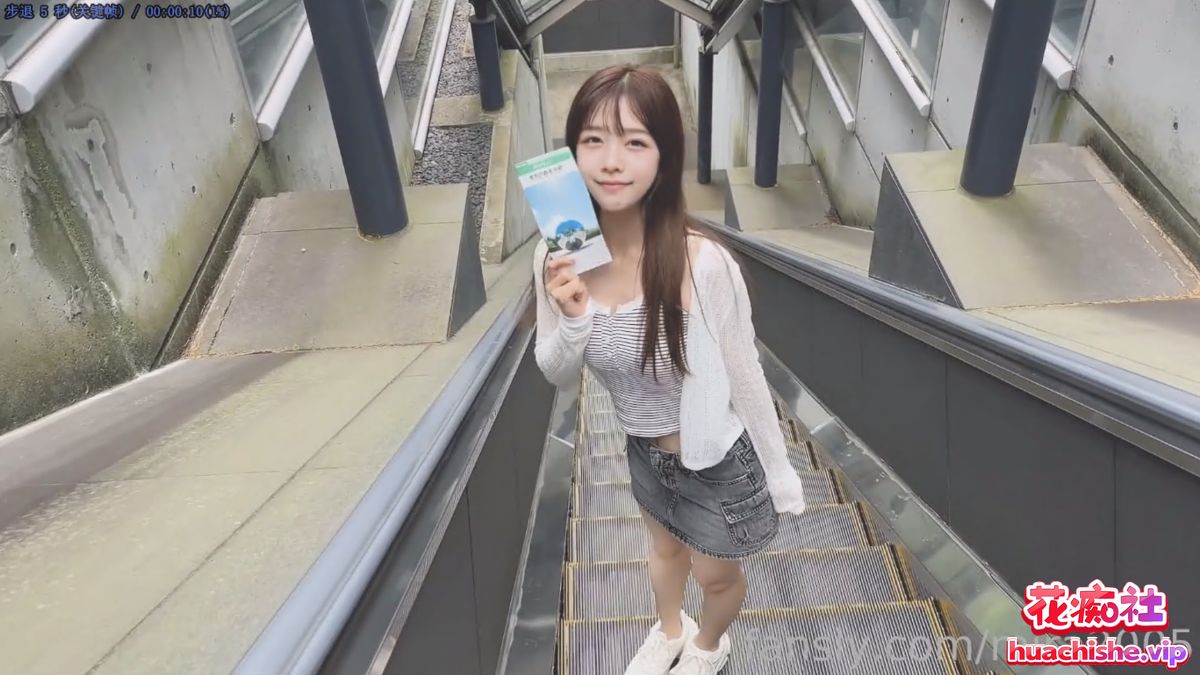 Fansly极品颜值博主mira2005 口交性爱合集预览图11
