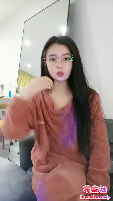 眼镜妹清纯美女 滑稽元宝 露脸直播预览图03