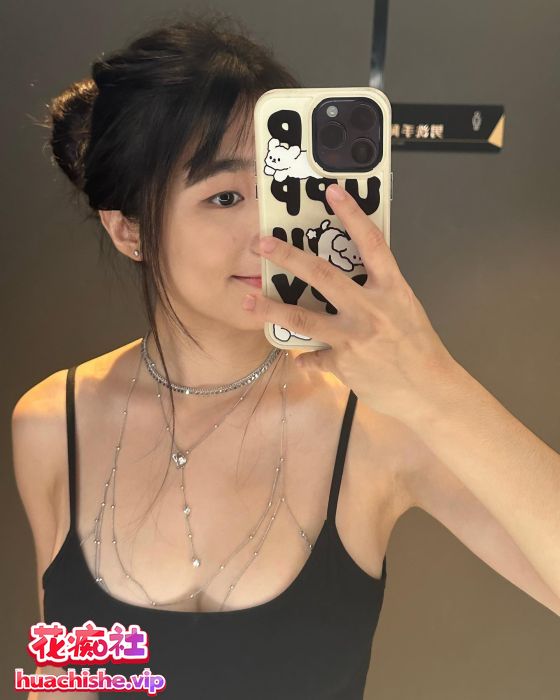 抖音百万粉丝巨乳大奶网红sunny77/宝贝77 资源预览图08