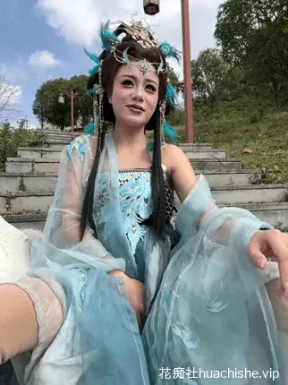Asia-GoodLuck 户外极限大胆露出预览图25