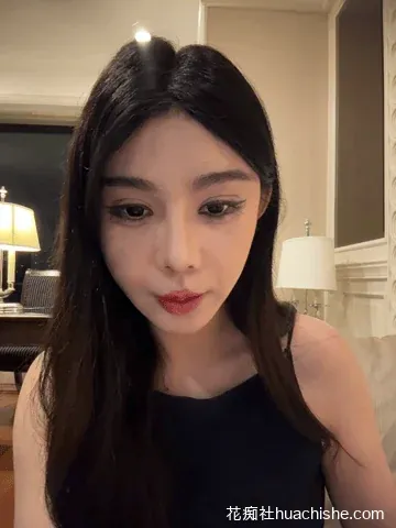 linjianvhai 长腿黑丝诱惑直播预览图06