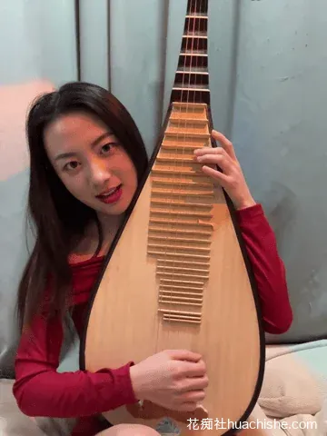 真实美术老师下海Jinmi125216 视频预览图01