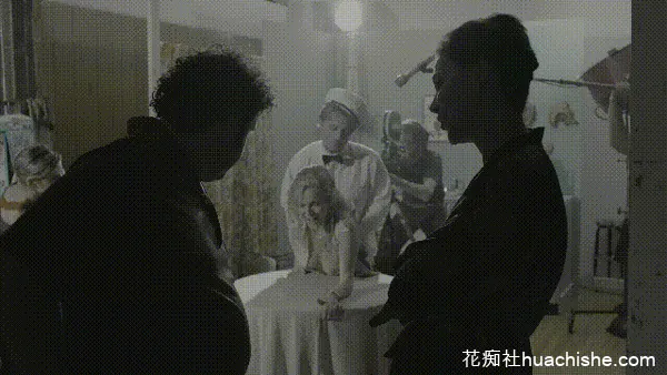 HBO大尺度剧集【堕落街传奇】预览图12