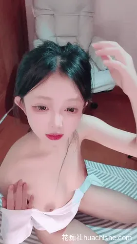 小奈美美 纯白玉体自慰喷水诱惑预览图13