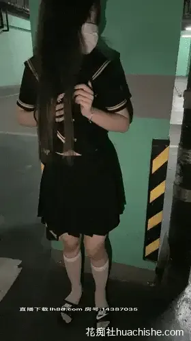 橙橙小萝莉 户外露出调教自慰预览图04