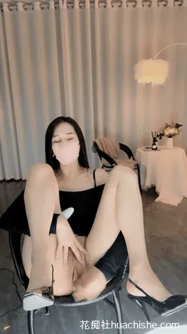 岸上的波妞/清绾/意中人 极品美腿自慰大秀预览图14