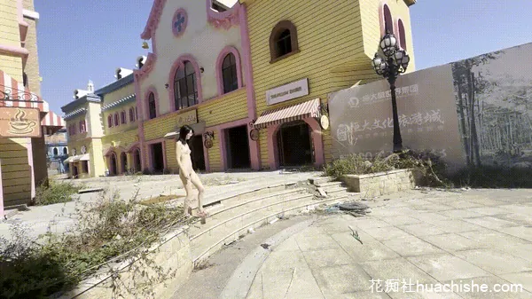 濑濑 各种户外大胆露出+酒店3p啪啪预览图06