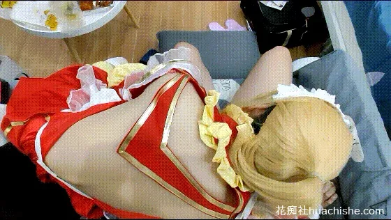 约炮大神pxq 各种cosplay美少女深喉啪啪预览图14