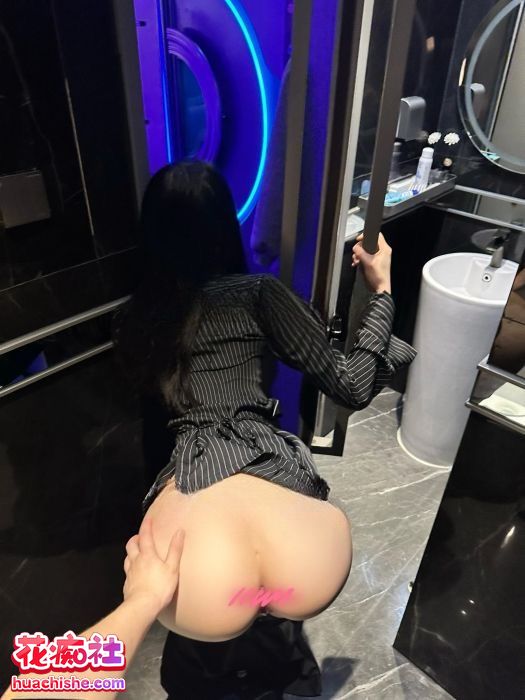 高颜值美腿反差婊 紫蛋 视频预览图02