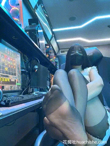 户外露出主播Asia-Lynn 男厕女神视频大合集 1728v476G
