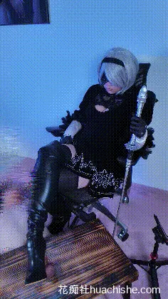安女王 BDSM调教男奴足踩寸止预览图01