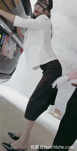 70后美妈妈 黑丝旗袍勾引儿子口爆吞精乱伦预览图05
