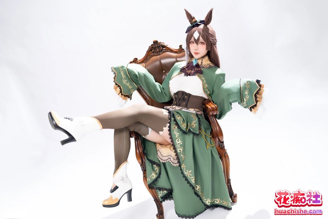 星之迟迟 丰乳肥臀298套写真预览图14